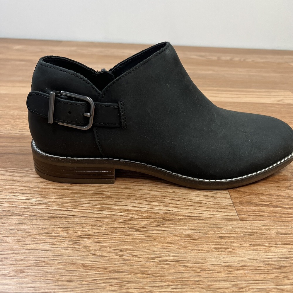 Clarks Camzin Pull‎ Women's Ankle Boots Black Leather Size 7.5 NEW